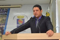 Vereador João Marcos Luz apresenta Projeto de Lei que obriga bancos disponibilizarem estacionamento aos cliente