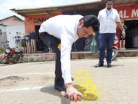 Vereador João Marcos Luz chama população a aderir campanha "Faça um círculo no buraco da sua rua e peça socorro"