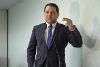 Vereador João Marcos Luz destaca abono concedido aos servidores municipais