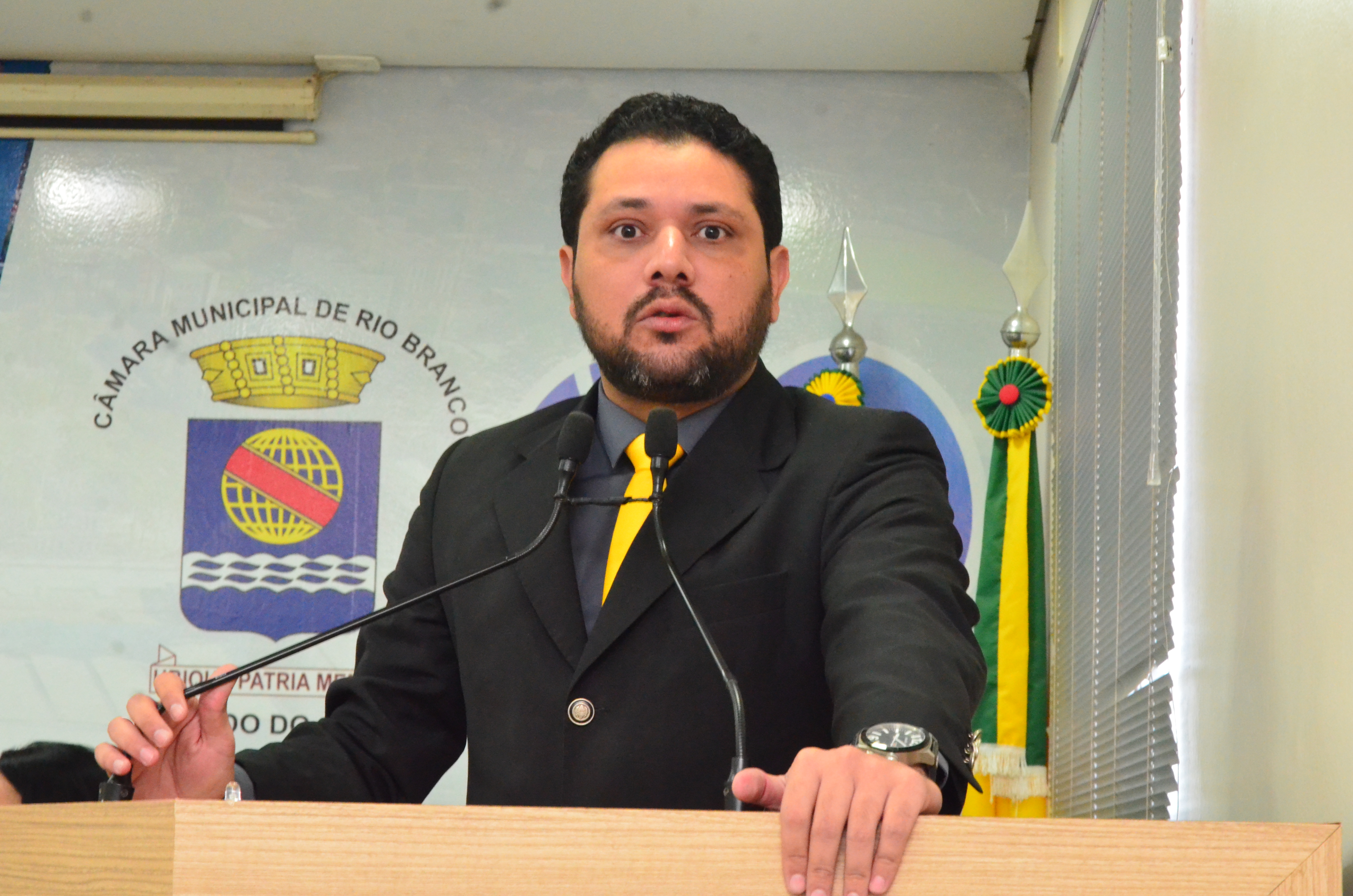 Vereador Luz afirma que Prefeitura protege clandestinos:"Estamos diante de um crime na área de mobilidade urbana"