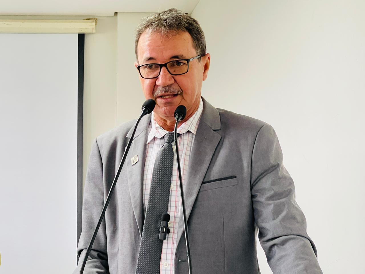 Vereador Piaba reforça pedido de melhorias no Benfica e Santa Maria