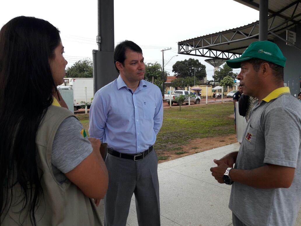 Vereador Roberto Duarte fiscaliza transporte público na Capital