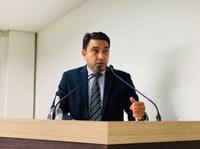 Vereador Samir Bestene destaca a importância de debater sobre a reversão do sistema de água e esgoto em Rio Branco