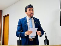 Vereador Zé Lopes cobra urgência na licitação do transporte coletivo e elogia atuação da CCJ