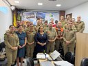 Vereadora Elzinha homenageia Corpo de Bombeiros pelos 51 anos de serviços prestados ao Acre Vereadora Elzinha homenageia Corpo de Bombeiros pelos 51 anos de serviços prestados ao Acre