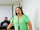 Vereadora Elzinha Mendonça volta a questionar o projeto Recomeço Para a Família