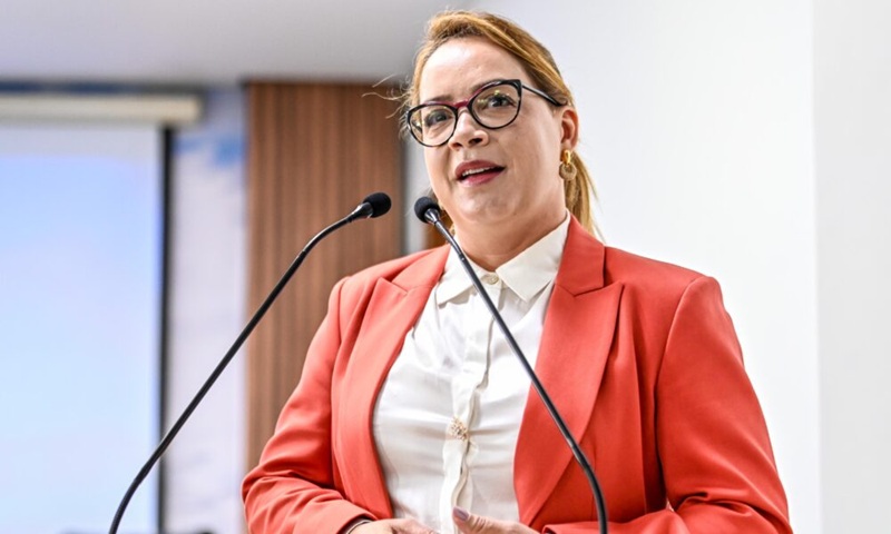 Vereadora Lucilene Vale alerta sobre aumento da sexualização infantil na internet