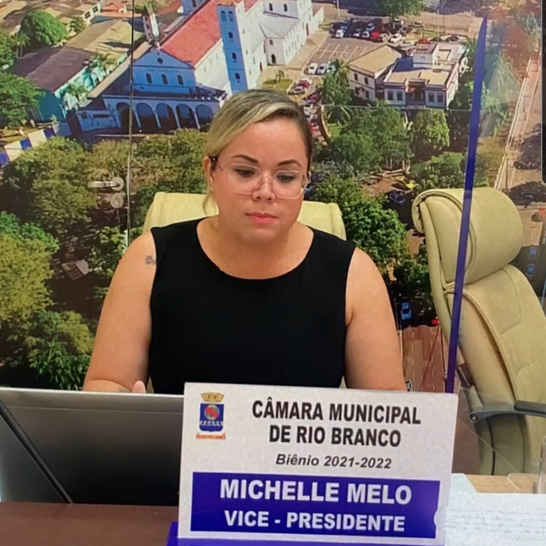 Vereadora Michelle Melo (PDT) alerta para o iminente contágio da Covid-19 no Parque de Exposição pela falta de testagem em massa no local