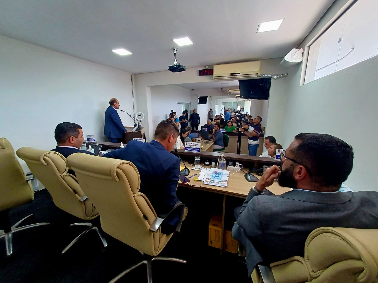 Vereadores aprovam PLC para a compra de móveis e eletrodomésticos as famílias atingidas pela cheia 