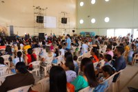 Vereadores de Rio Branco participam da entrega do Kit de fardamento escolar para a rede de ensino municipal