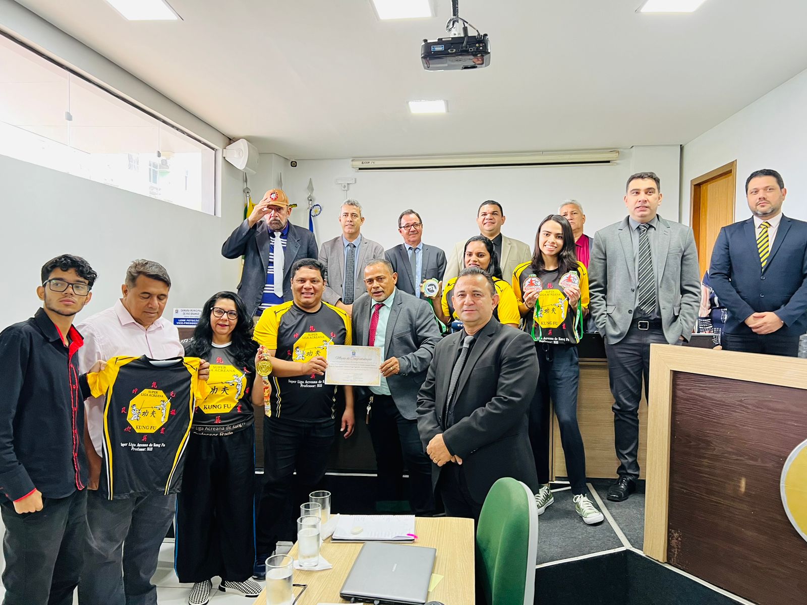 Vereadores debatem Superliga Acriana e Copa Internacional de Kung Fu em Tribuna Popular