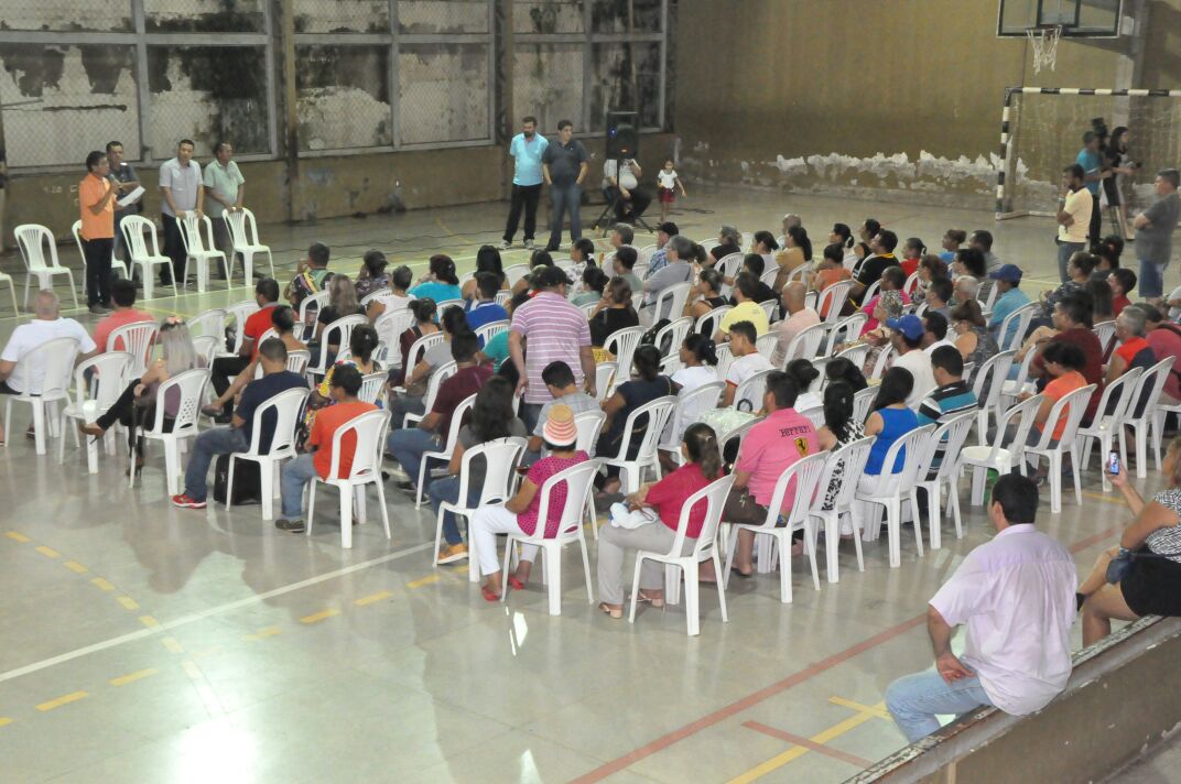 Vereadores participam de reunião do Sindicato dos Camelôs e Feirantes