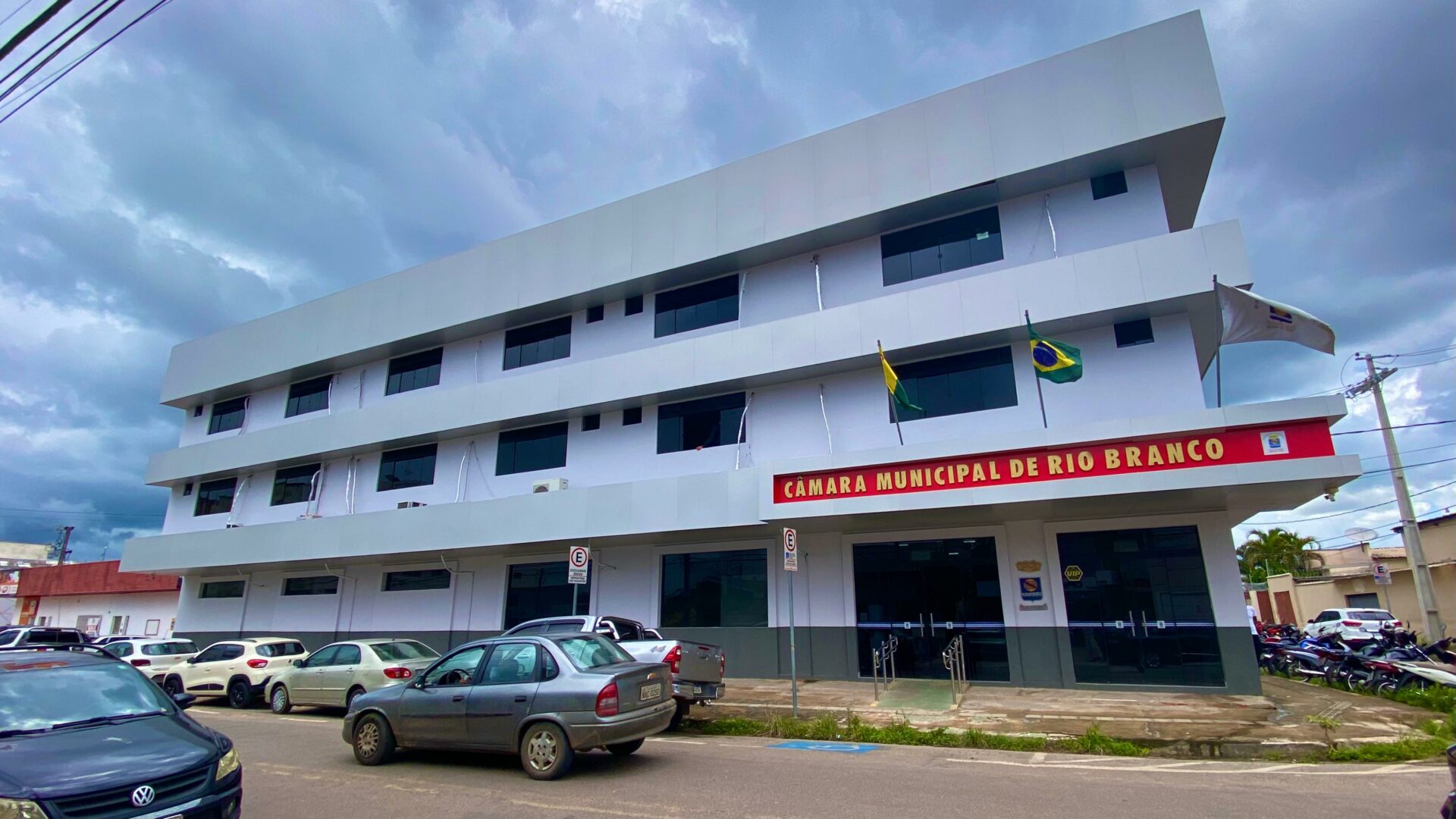 Câmara Municipal suspende sessões em Rio Branco por conta da cheia do Rio Acre