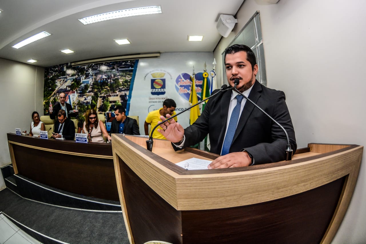Vereador Anderson Sandro pede mudanças no Decreto que determina rodízio de carros na Capital