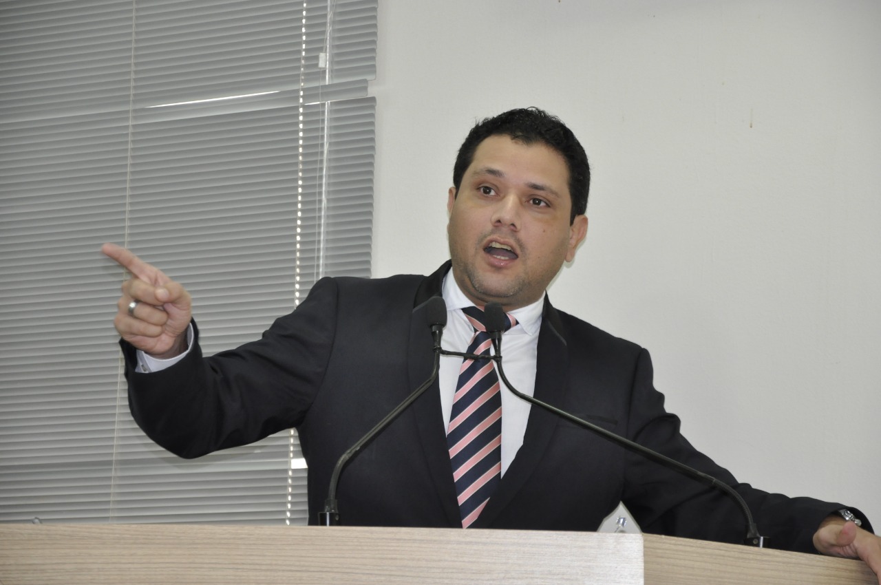 Vereador Luz pede à Prefeitura campanha de conscientização para evitar acidentes com linhas de pipas