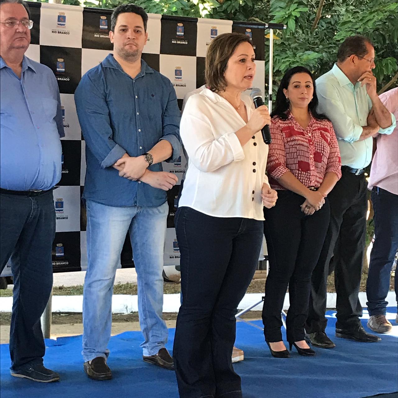 Vereadora Elzinha Mendonça participa do lançamento da Operação Verão 2019