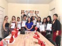 Vereadora Elzinha Mendonça promove curso de auto maquiagem para jovens de baixa renda