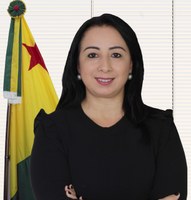 Vereadora Elzinha Mendonça repudia cortes de verbas do Ensino Superior e Ensino Básico 